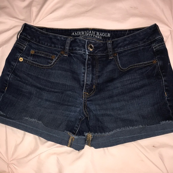 American Eagle low rise jean shorts - Picture 1 of 3